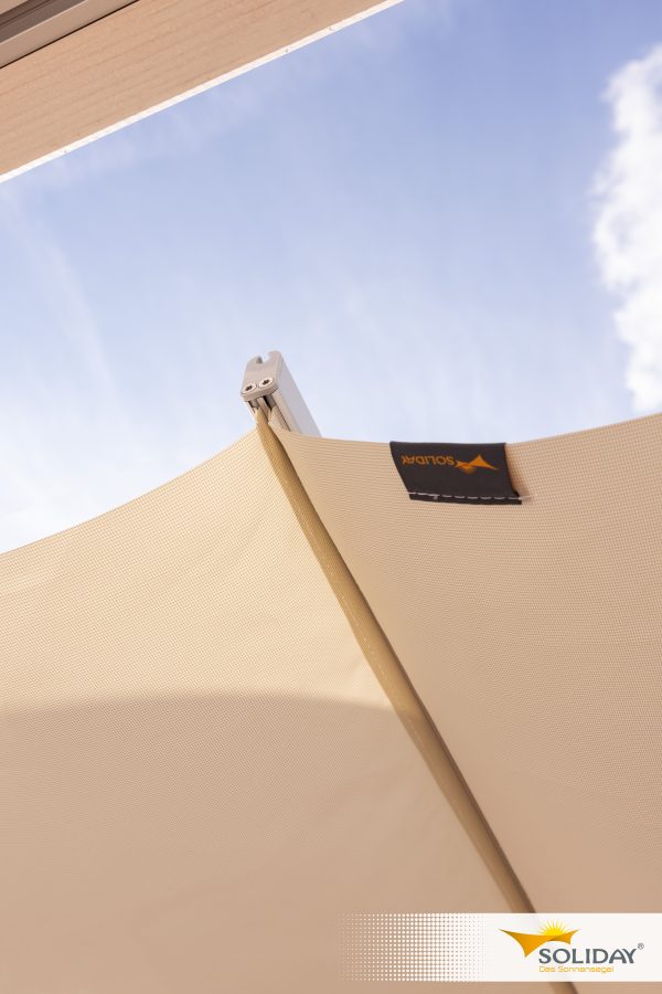 Raff Retractable Wave Shade - Image 2