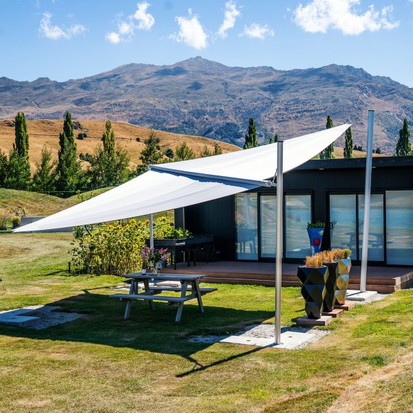 Soliday C Retractable Shade Sail - Image 4